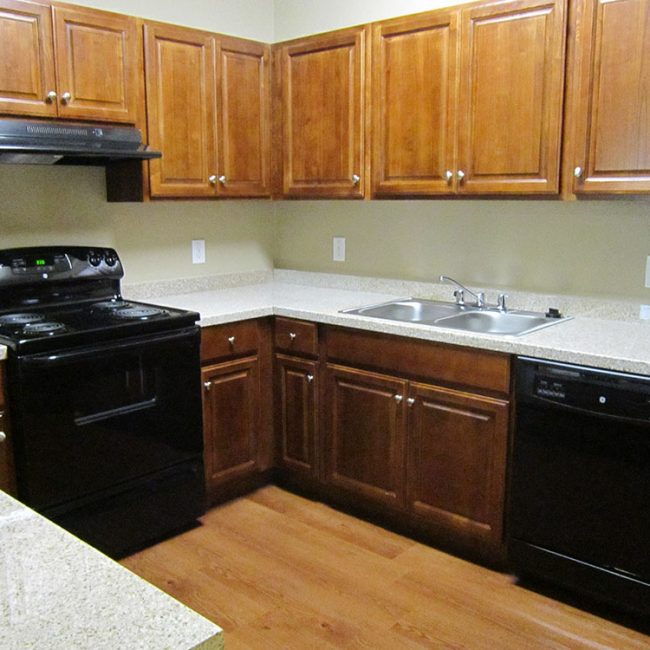 Gardens-at-Cobb-Park-Fort-Worth-TX-kitchen-with-granite-counters